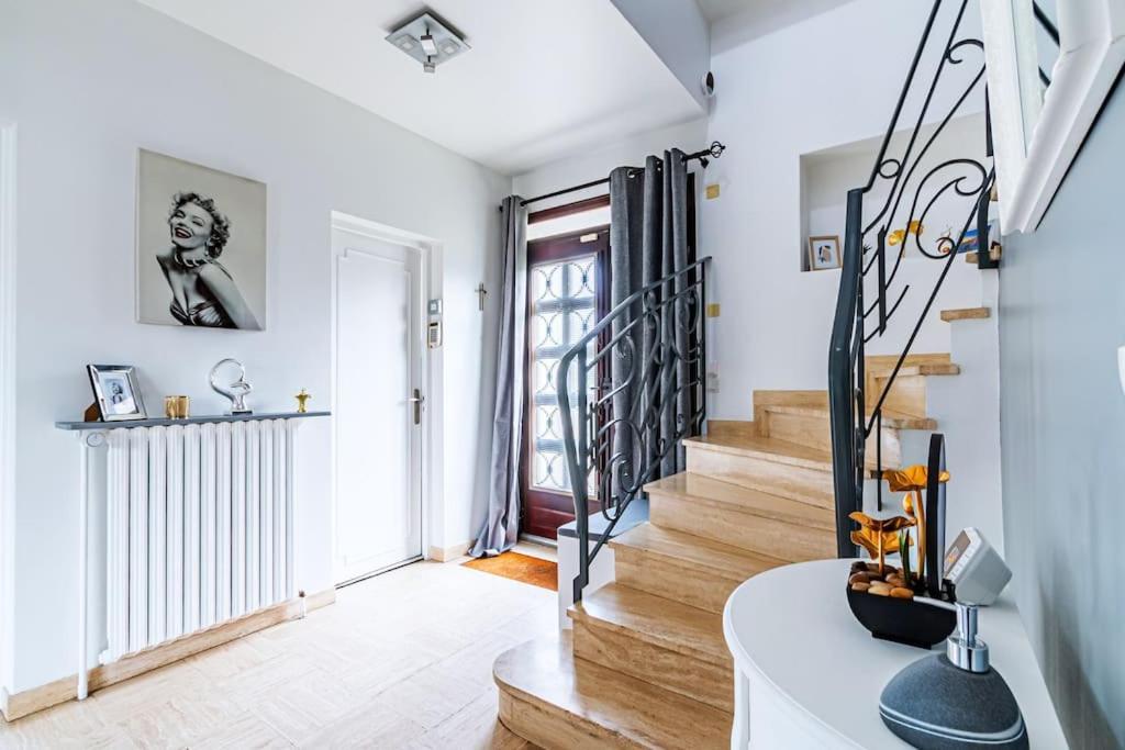 Charmante Maison Au Calme Yerres Eksteriør billede